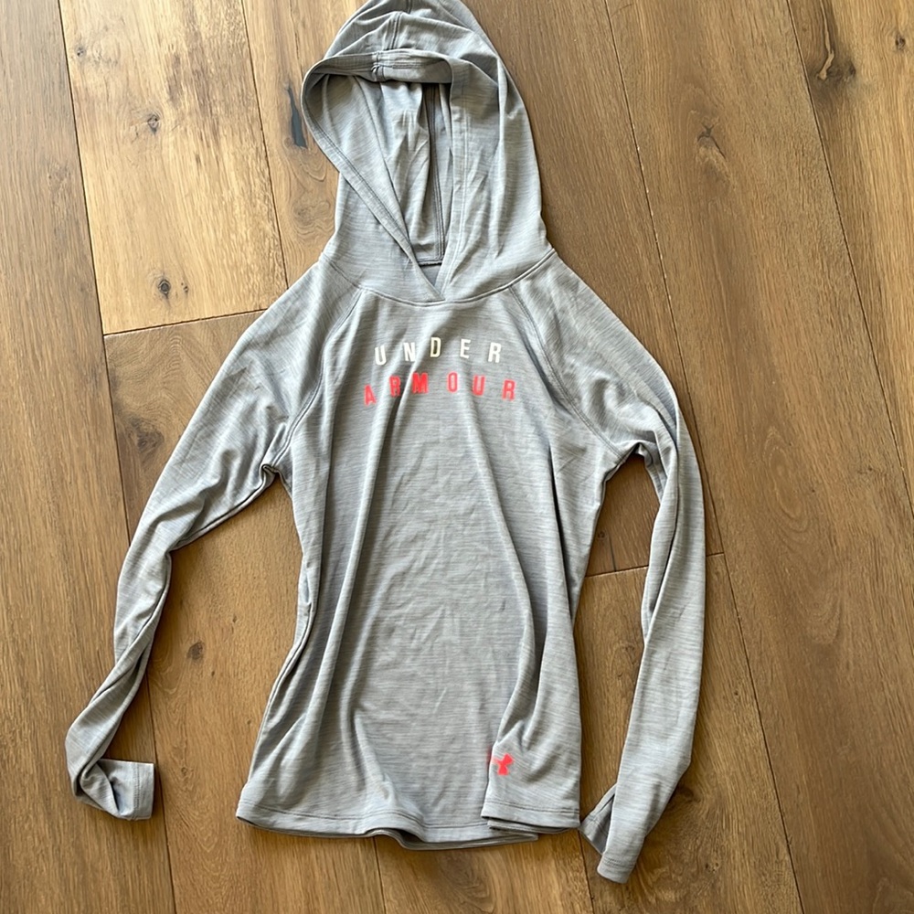 Under armour long sleeve girls - size YLG